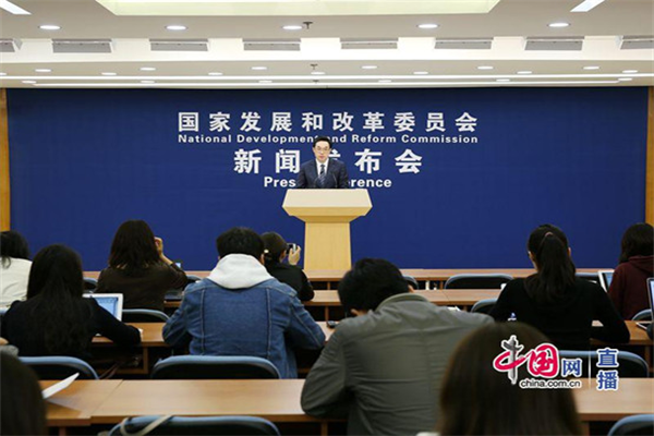 潘功胜:央行将实施好适度宽松的货币政策 推动中国经济高质量发展